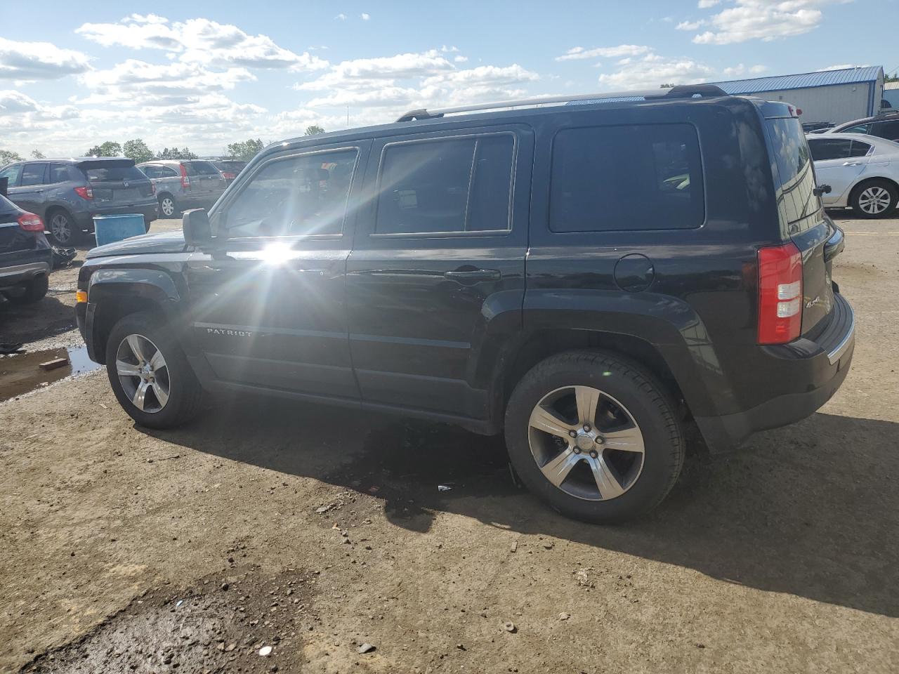 Photo 1 VIN: 1C4NJRFB4HD188820 - JEEP LIBERTY (PATRIOT) 