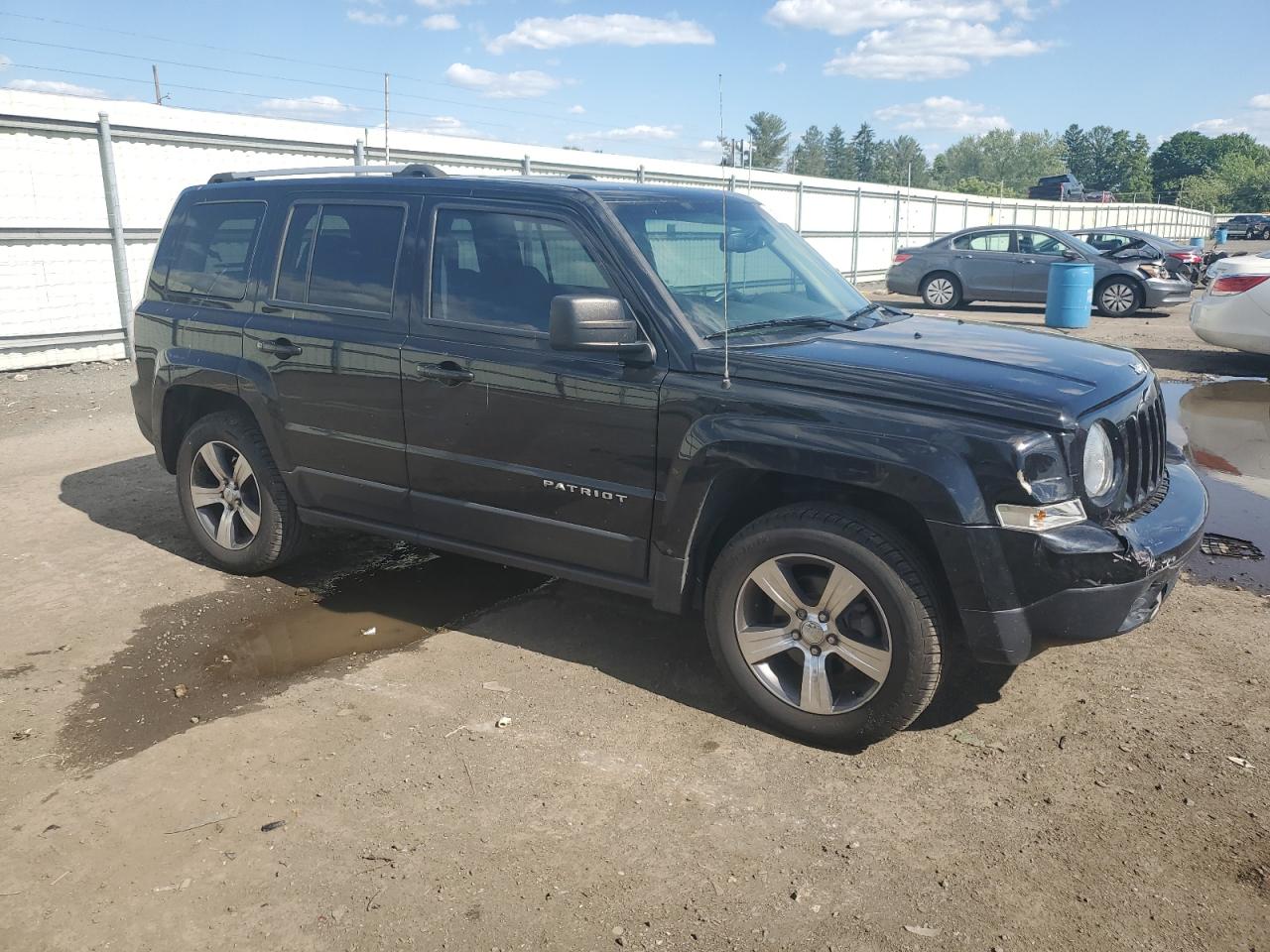 Photo 3 VIN: 1C4NJRFB4HD188820 - JEEP LIBERTY (PATRIOT) 