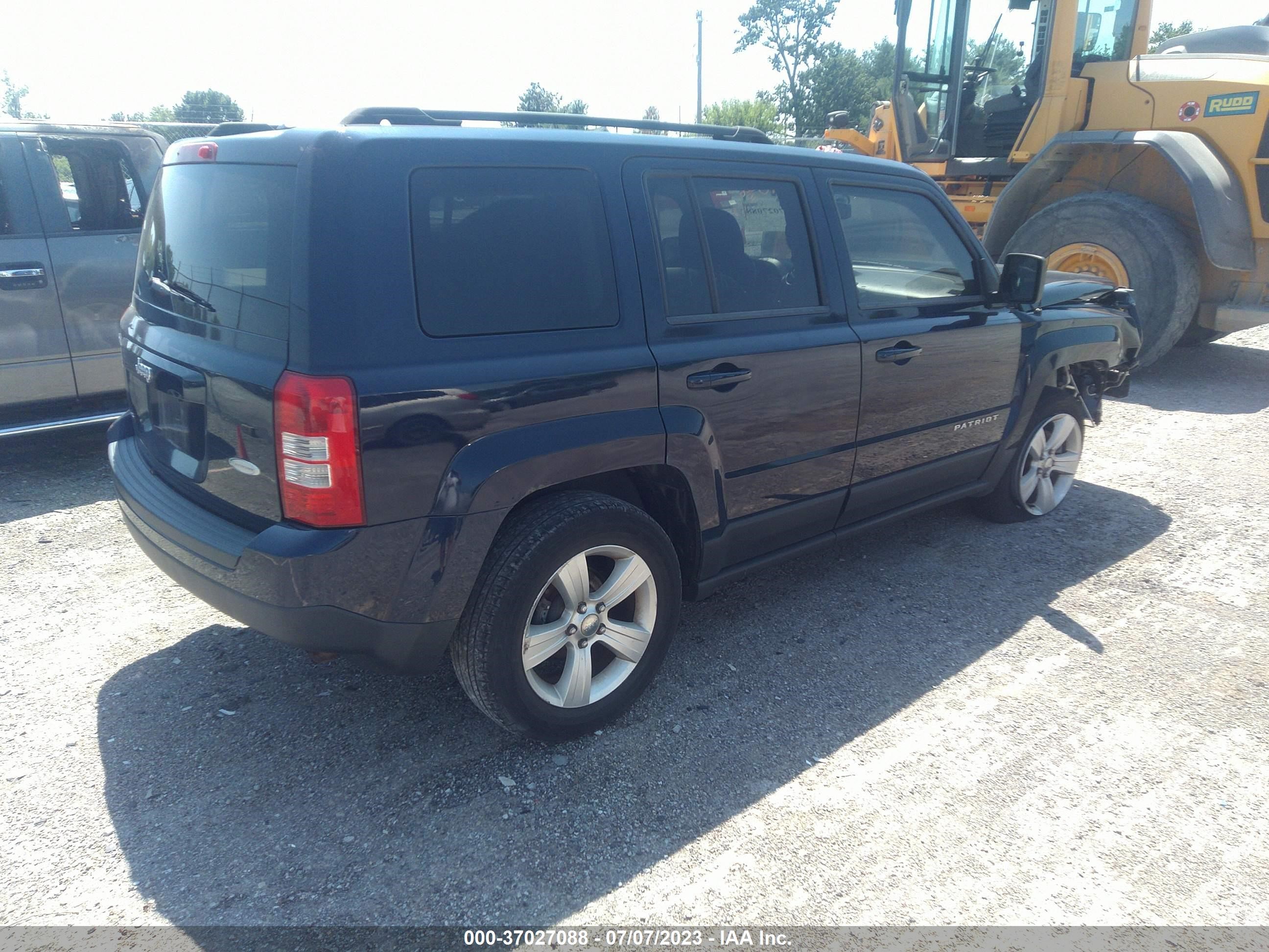 Photo 3 VIN: 1C4NJRFB5DD280108 - JEEP LIBERTY (PATRIOT) 