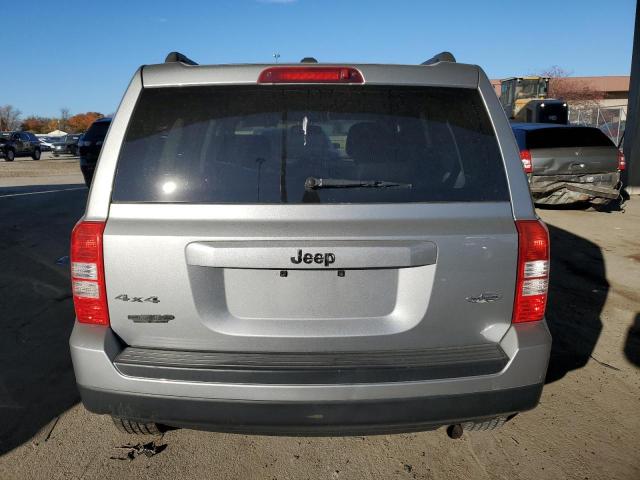 Photo 5 VIN: 1C4NJRFB5FD357076 - JEEP PATRIOT 