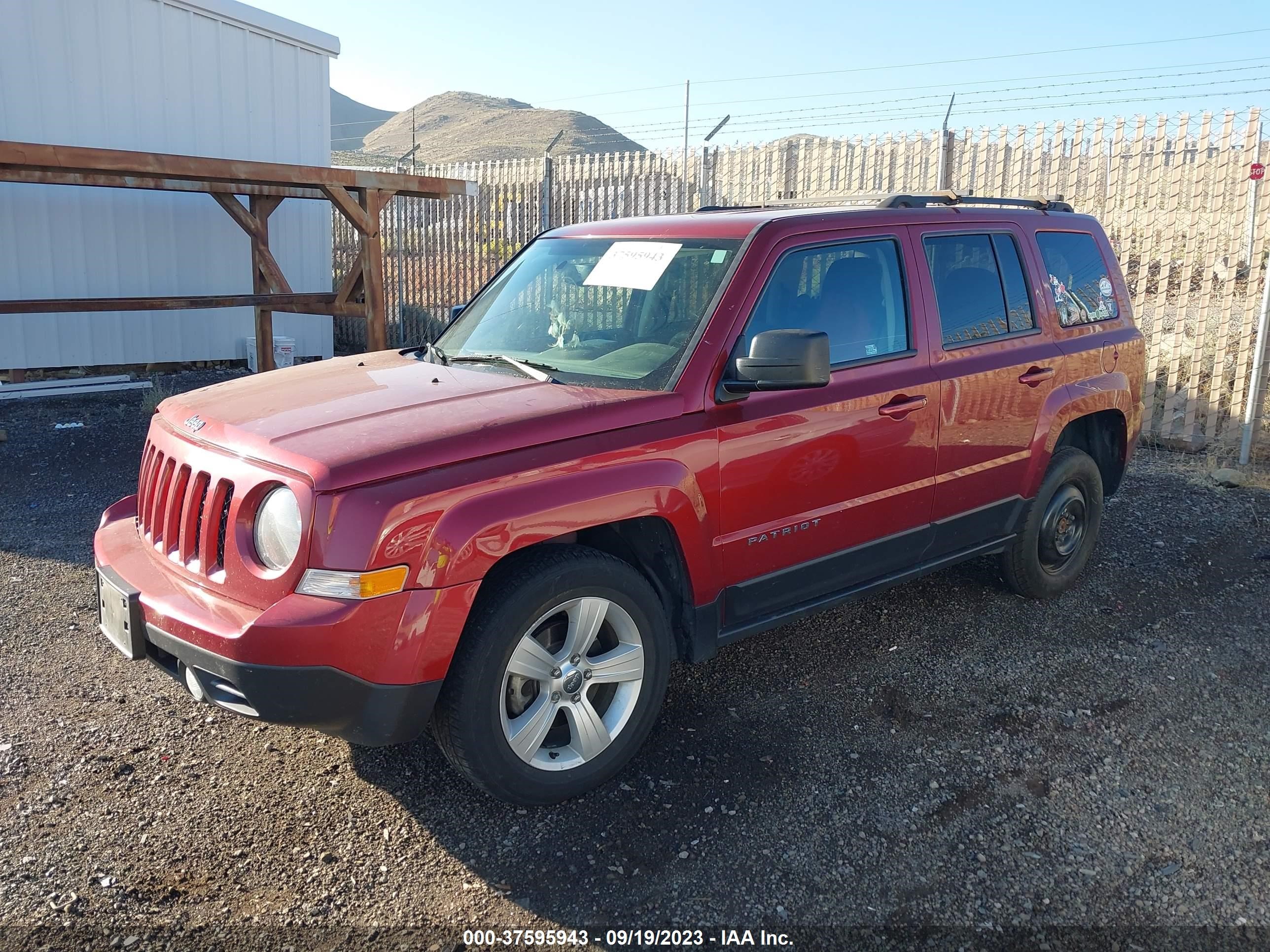 Photo 1 VIN: 1C4NJRFB5HD124852 - JEEP LIBERTY (PATRIOT) 