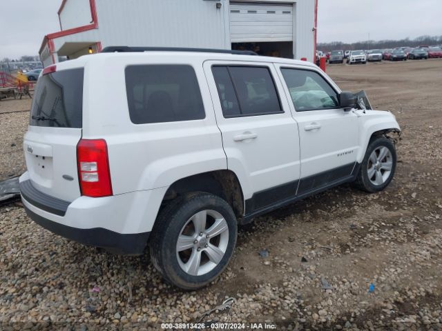 Photo 3 VIN: 1C4NJRFB6ED688988 - JEEP PATRIOT 