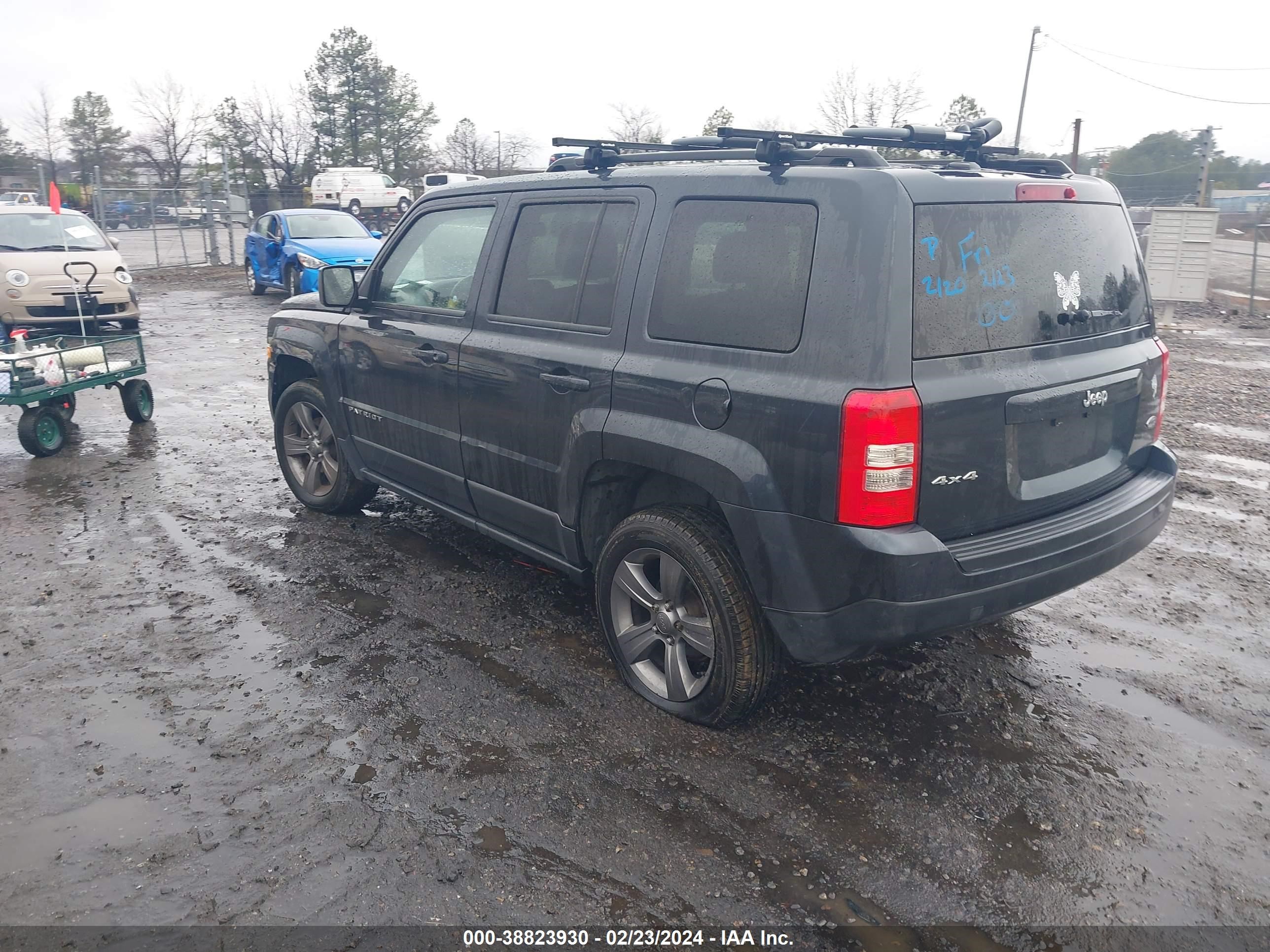 Photo 2 VIN: 1C4NJRFB6FD106051 - JEEP LIBERTY (PATRIOT) 