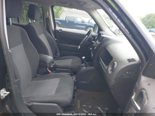 Photo 4 VIN: 1C4NJRFB6HD144625 - JEEP PATRIOT 