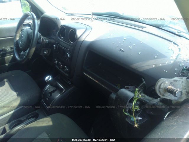 Photo 4 VIN: 1C4NJRFB7CD696269 - JEEP PATRIOT 