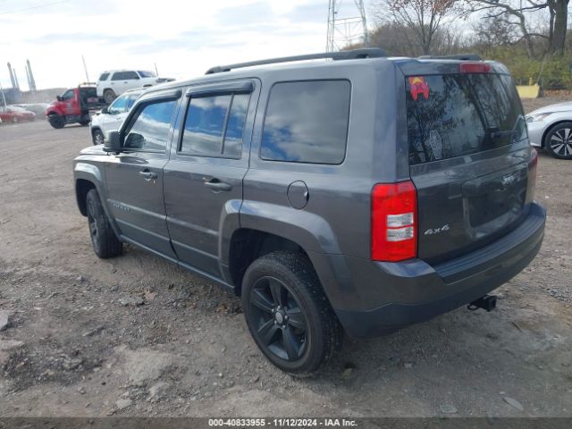 Photo 2 VIN: 1C4NJRFB7GD597957 - JEEP PATRIOT 