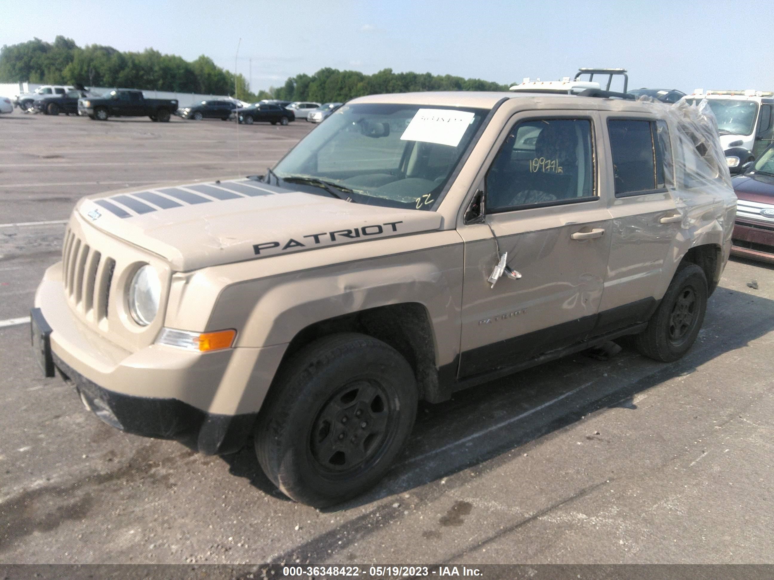 Photo 1 VIN: 1C4NJRFB7HD144228 - JEEP LIBERTY (PATRIOT) 