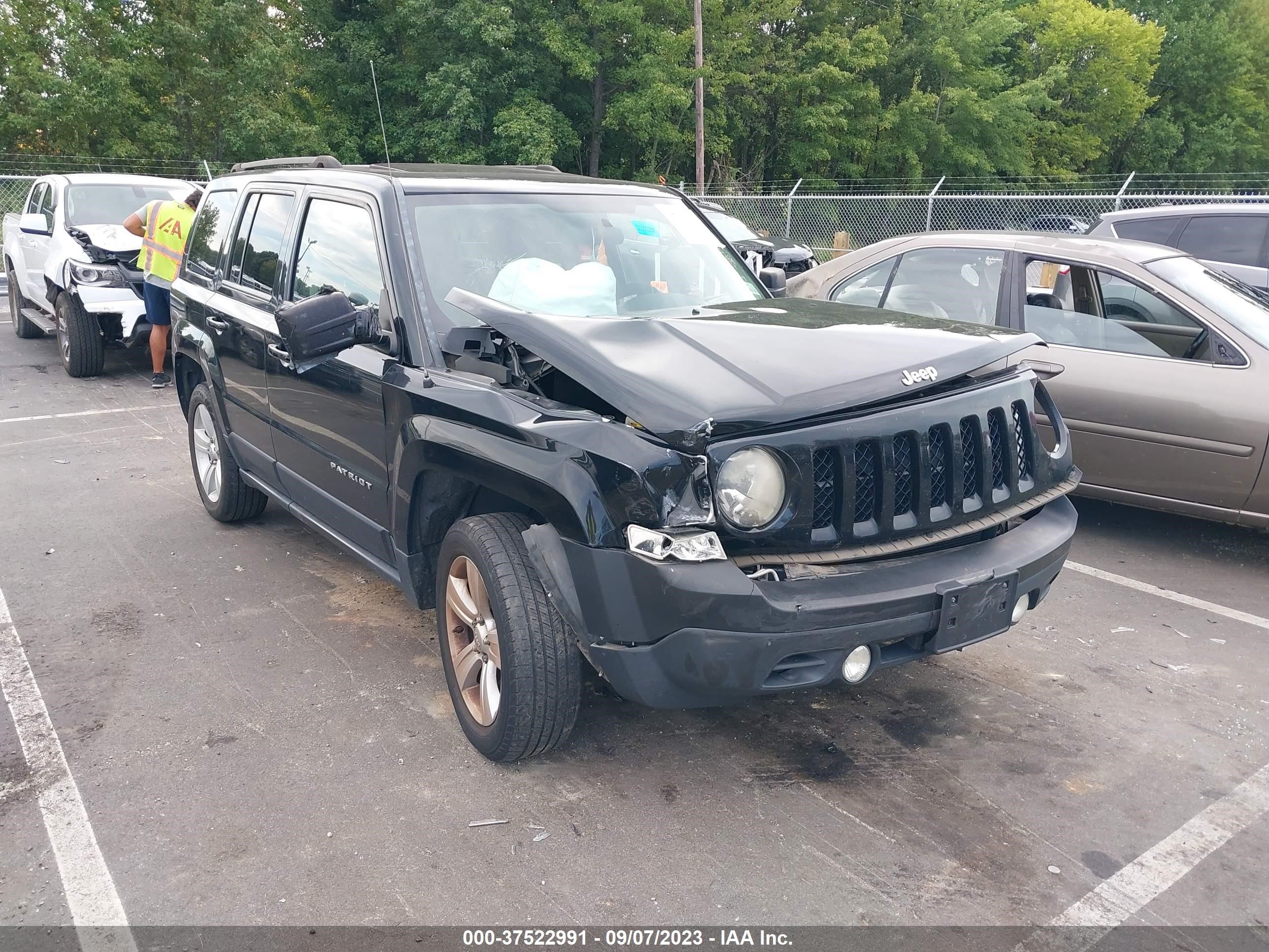 Photo 0 VIN: 1C4NJRFB8CD552102 - JEEP LIBERTY (PATRIOT) 