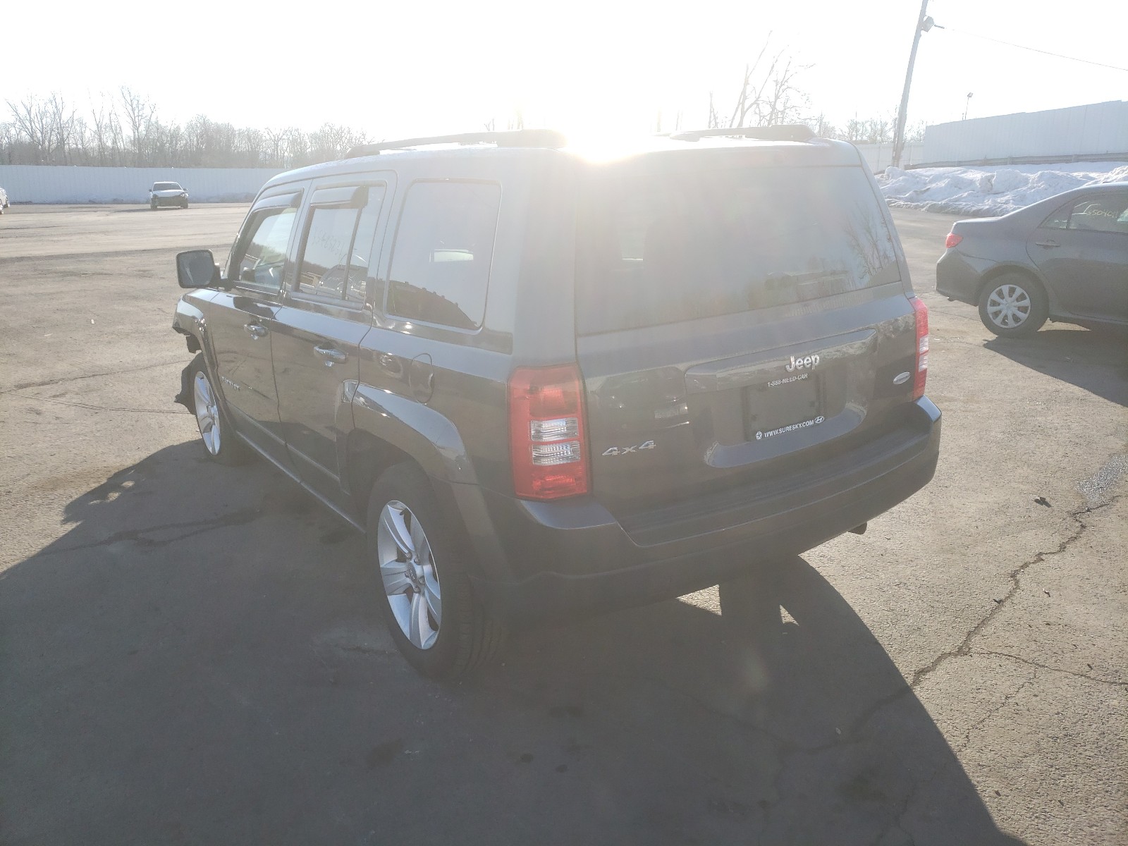 Photo 2 VIN: 1C4NJRFB8ED717195 - JEEP PATRIOT 