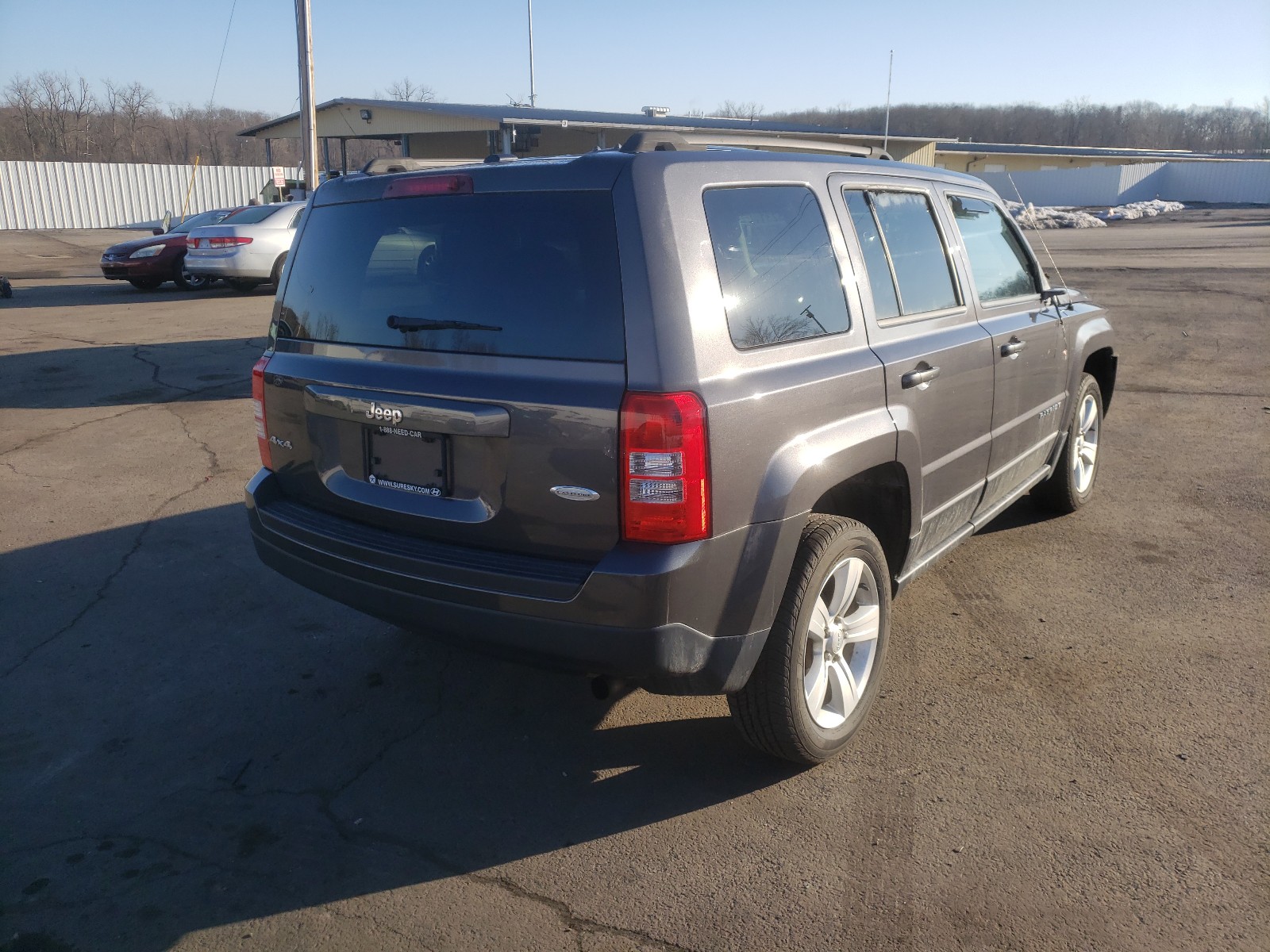 Photo 3 VIN: 1C4NJRFB8ED717195 - JEEP PATRIOT 