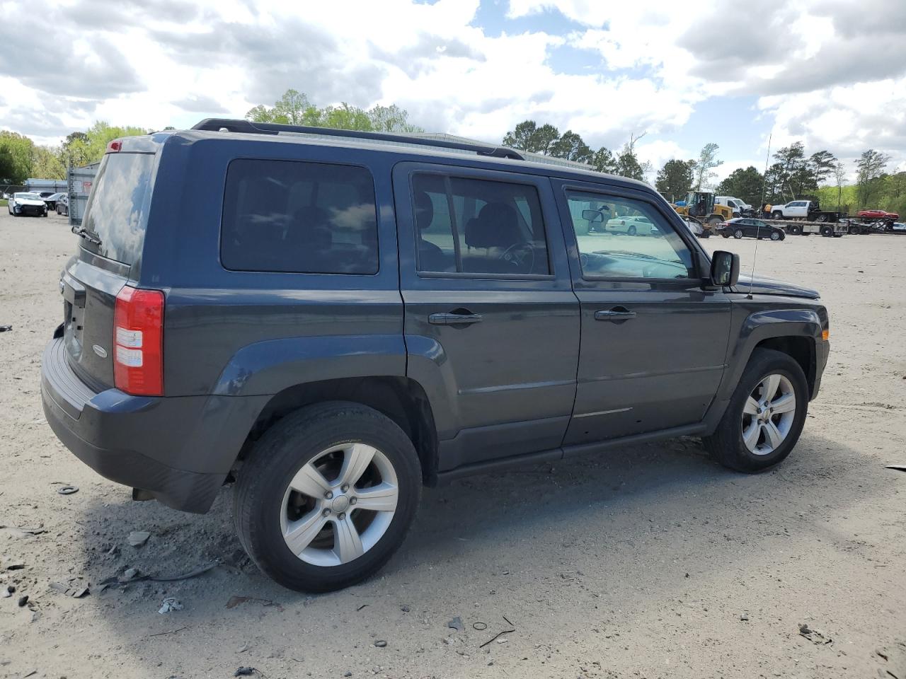 Photo 2 VIN: 1C4NJRFB8ED846523 - JEEP LIBERTY (PATRIOT) 