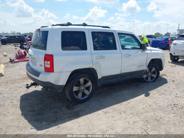 Photo 3 VIN: 1C4NJRFB8FD376611 - JEEP PATRIOT 