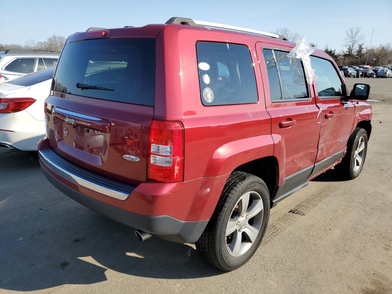 Photo 2 VIN: 1C4NJRFB8GD708192 - JEEP LIBERTY (PATRIOT) 