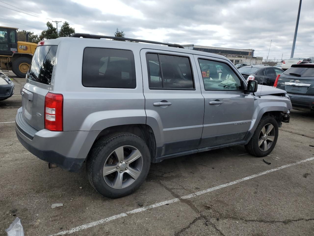 Photo 2 VIN: 1C4NJRFB8GD782017 - JEEP LIBERTY (PATRIOT) 