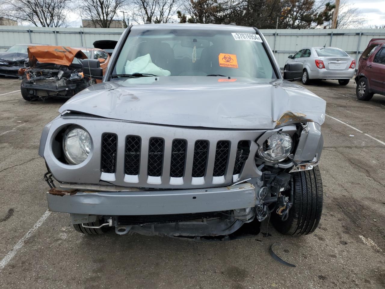 Photo 4 VIN: 1C4NJRFB8GD782017 - JEEP LIBERTY (PATRIOT) 