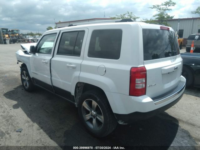 Photo 2 VIN: 1C4NJRFB8HD172006 - JEEP PATRIOT 