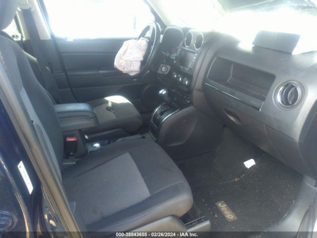 Photo 4 VIN: 1C4NJRFB9CD611853 - JEEP PATRIOT 