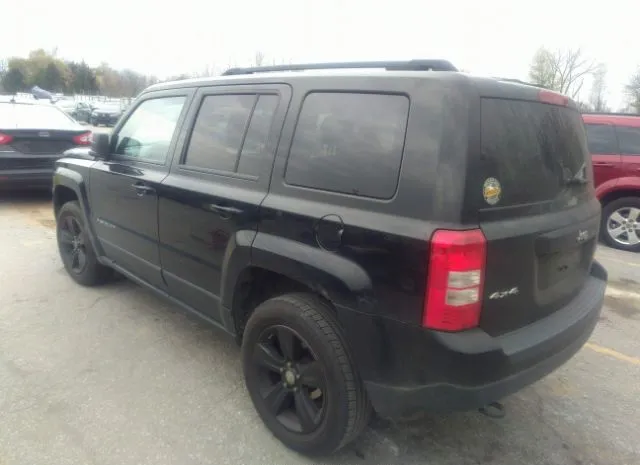 Photo 2 VIN: 1C4NJRFB9CD612470 - JEEP PATRIOT 