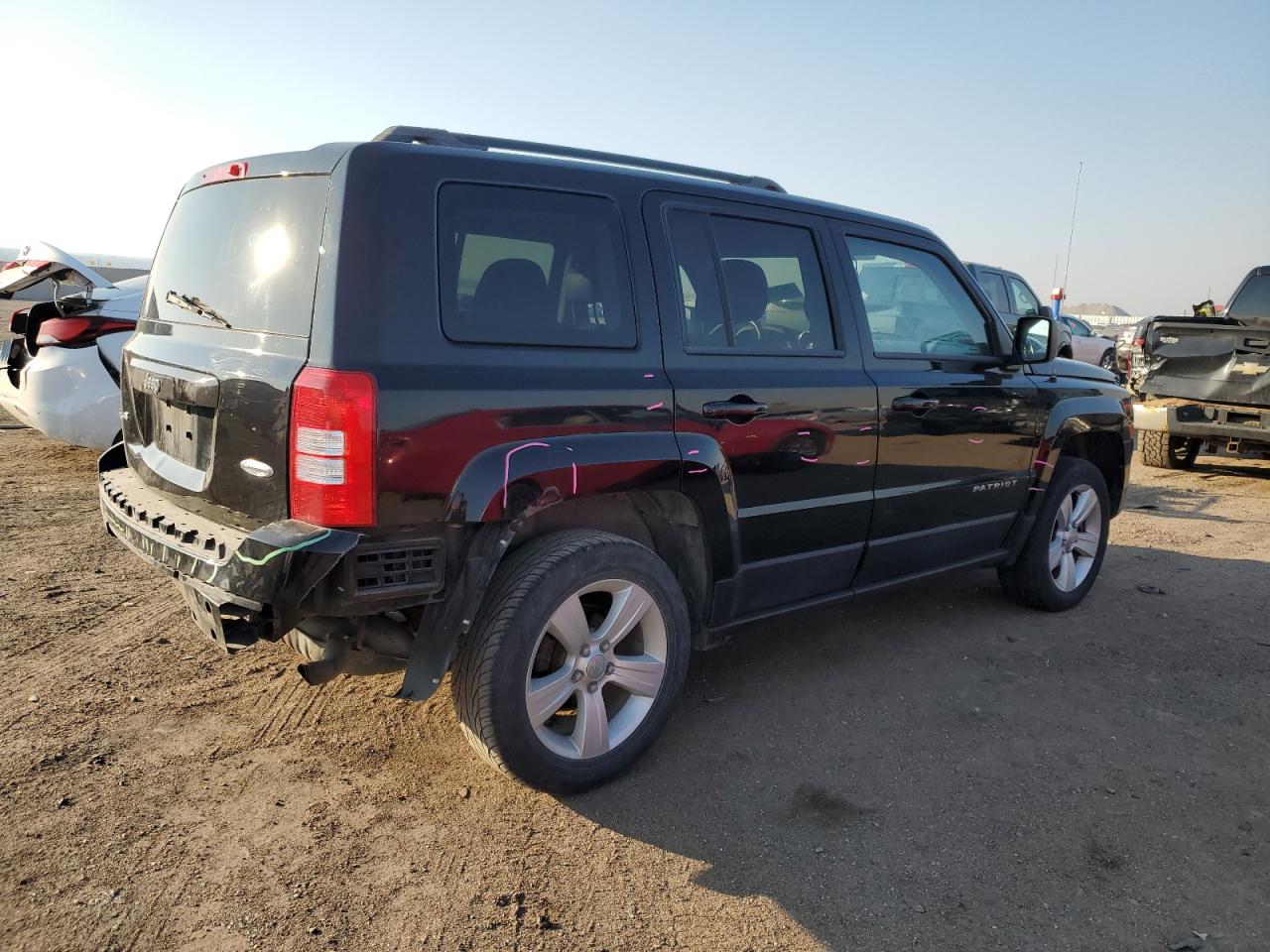 Photo 2 VIN: 1C4NJRFB9DD263764 - JEEP LIBERTY (PATRIOT) 