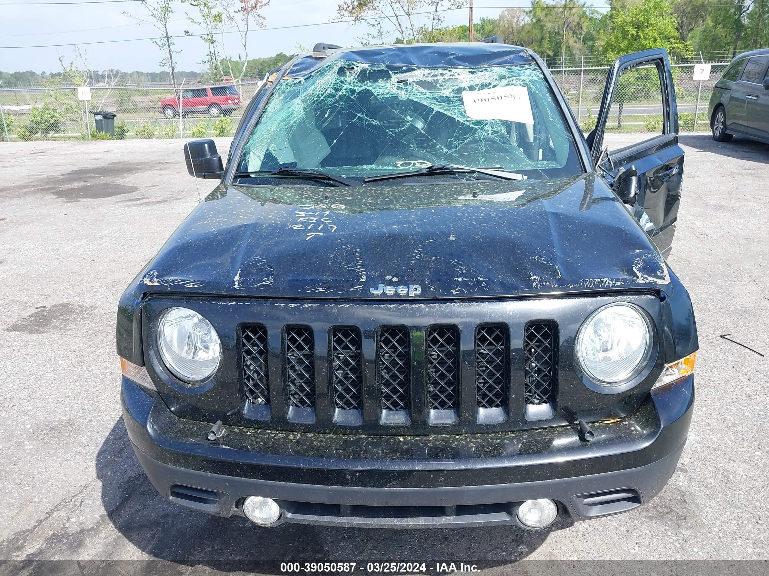 Photo 5 VIN: 1C4NJRFB9FD152117 - JEEP LIBERTY (PATRIOT) 