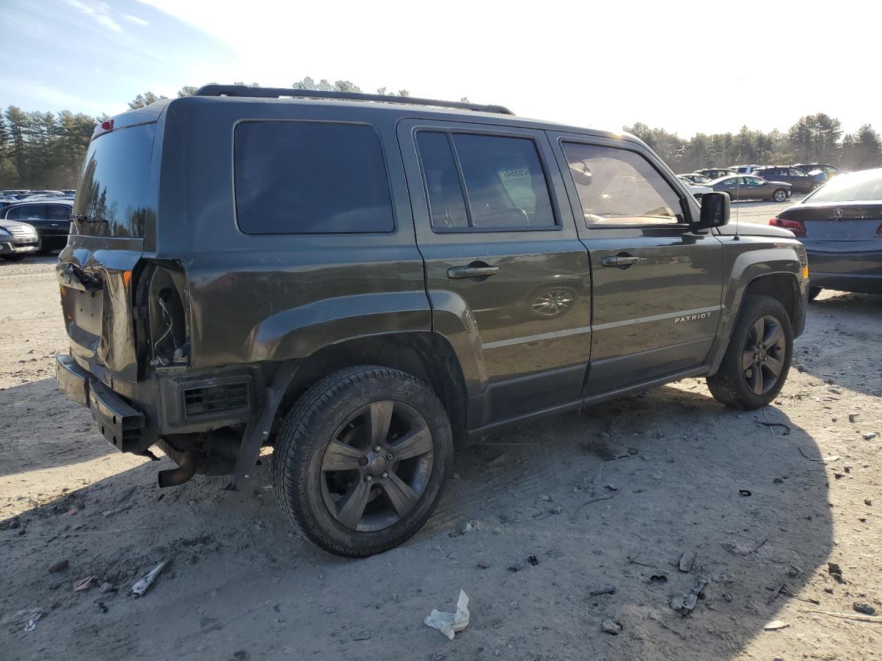 Photo 2 VIN: 1C4NJRFB9FD207102 - JEEP LIBERTY (PATRIOT) 