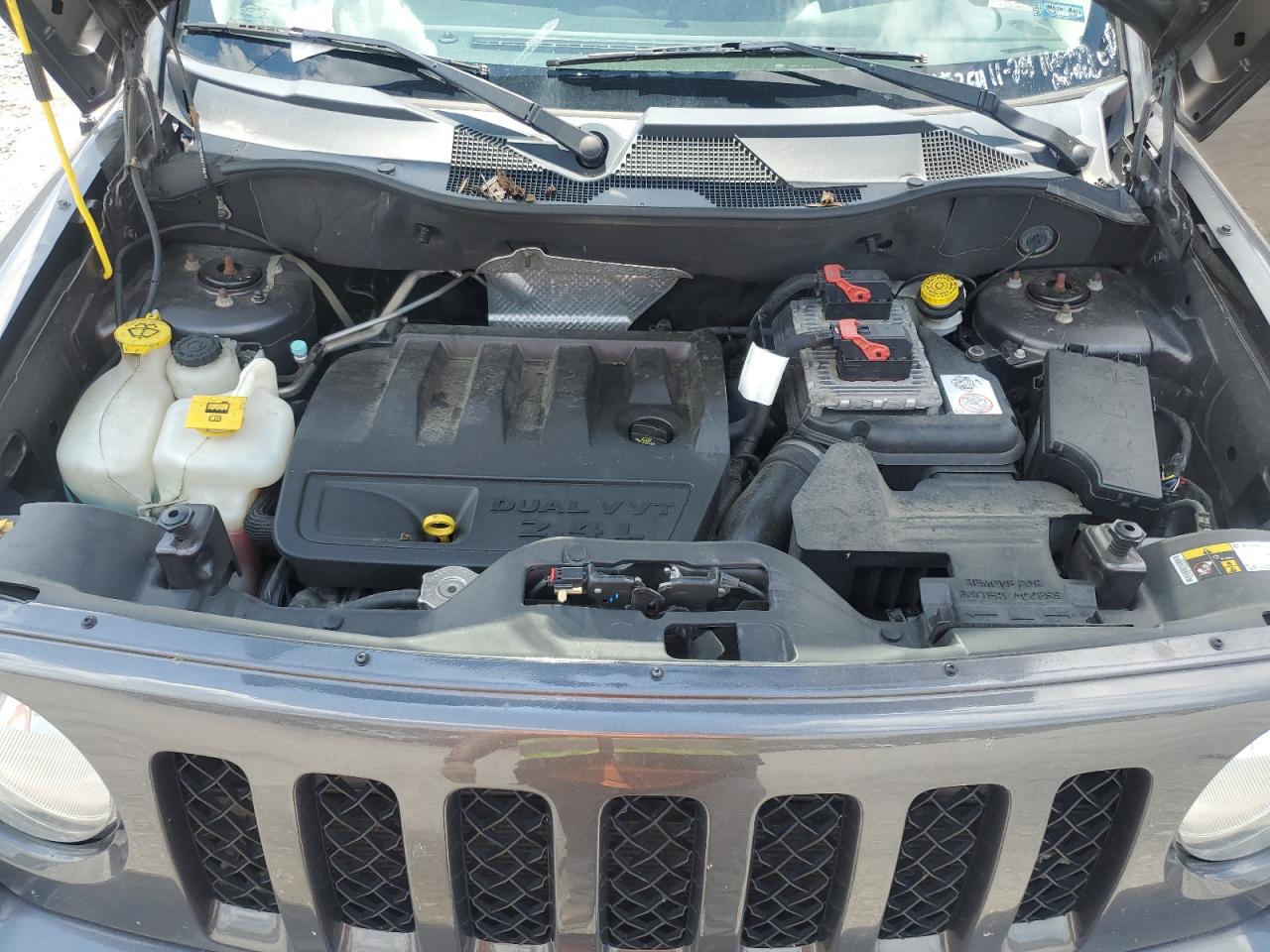 Photo 10 VIN: 1C4NJRFB9GD581601 - JEEP LIBERTY (PATRIOT) 