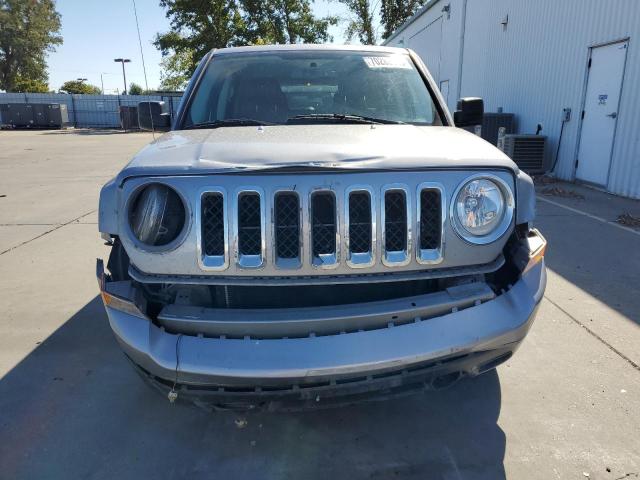 Photo 4 VIN: 1C4NJRFB9GD654515 - JEEP PATRIOT 