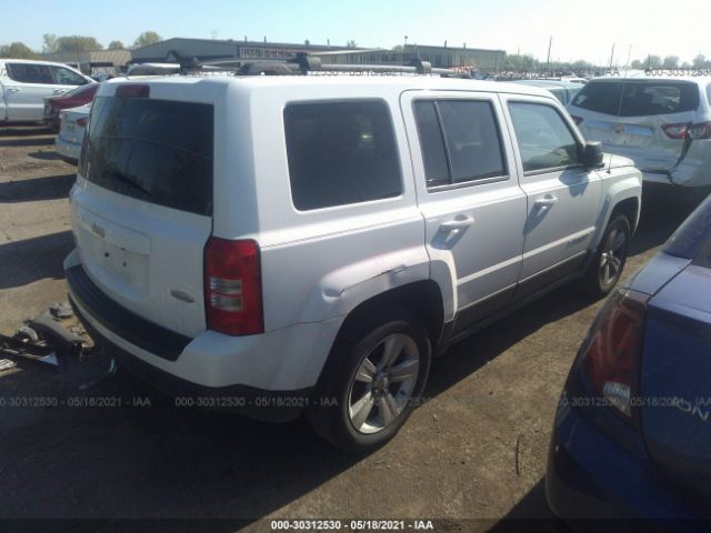 Photo 3 VIN: 1C4NJRFBXCD599762 - JEEP PATRIOT 