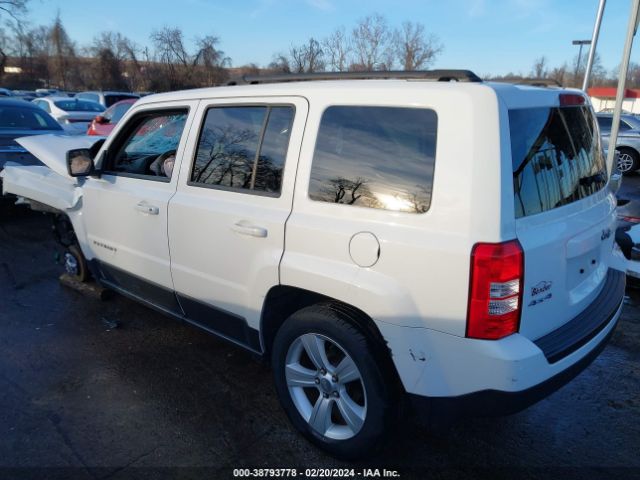 Photo 2 VIN: 1C4NJRFBXFD245423 - JEEP PATRIOT 