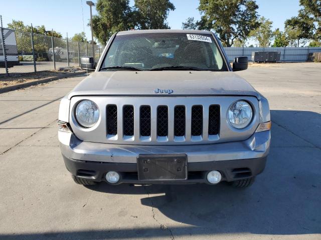 Photo 4 VIN: 1C4NJRFBXFD303496 - JEEP PATRIOT 