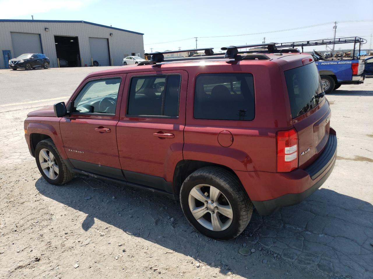 Photo 1 VIN: 1C4NJRFBXGD617117 - JEEP LIBERTY (PATRIOT) 