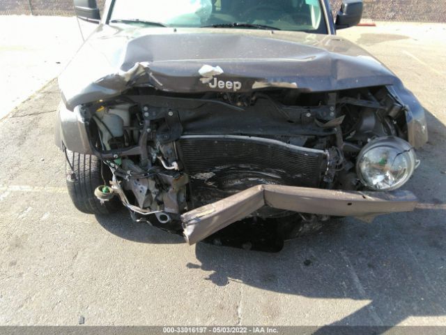 Photo 5 VIN: 1C4NJRFBXGD657049 - JEEP PATRIOT 