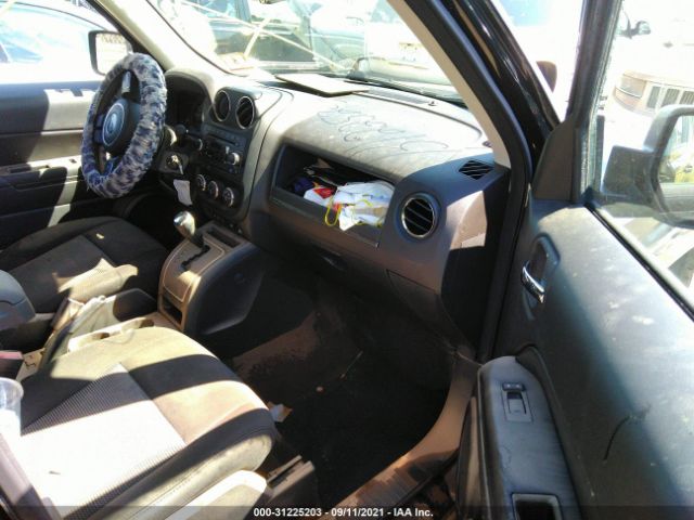 Photo 4 VIN: 1C4NJRFBXGD657553 - JEEP PATRIOT 