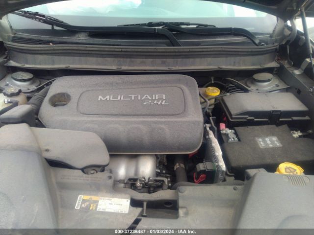 Photo 9 VIN: 1C4PJLAB0GW114312 - JEEP CHEROKEE 