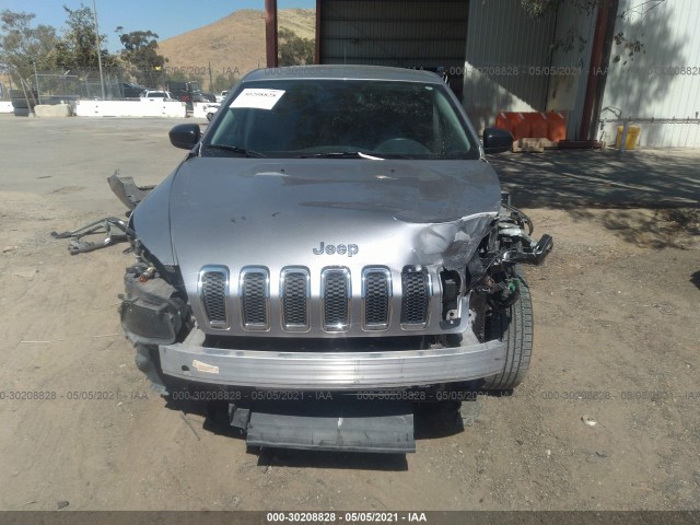 Photo 5 VIN: 1C4PJLAB0GW291345 - JEEP CHEROKEE 