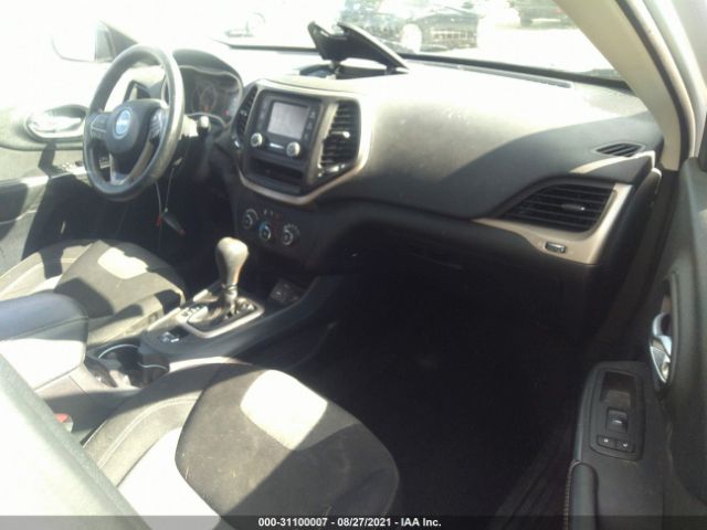 Photo 4 VIN: 1C4PJLAB2HW508315 - JEEP CHEROKEE 