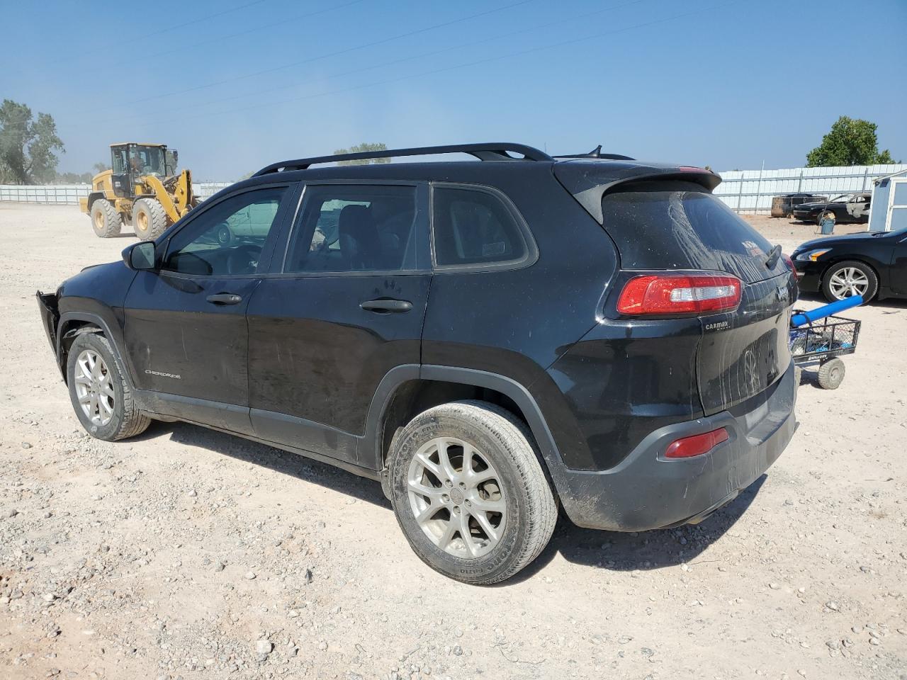 Photo 17 VIN: 1C4PJLAB3FW761043 - JEEP CHEROKEE S 