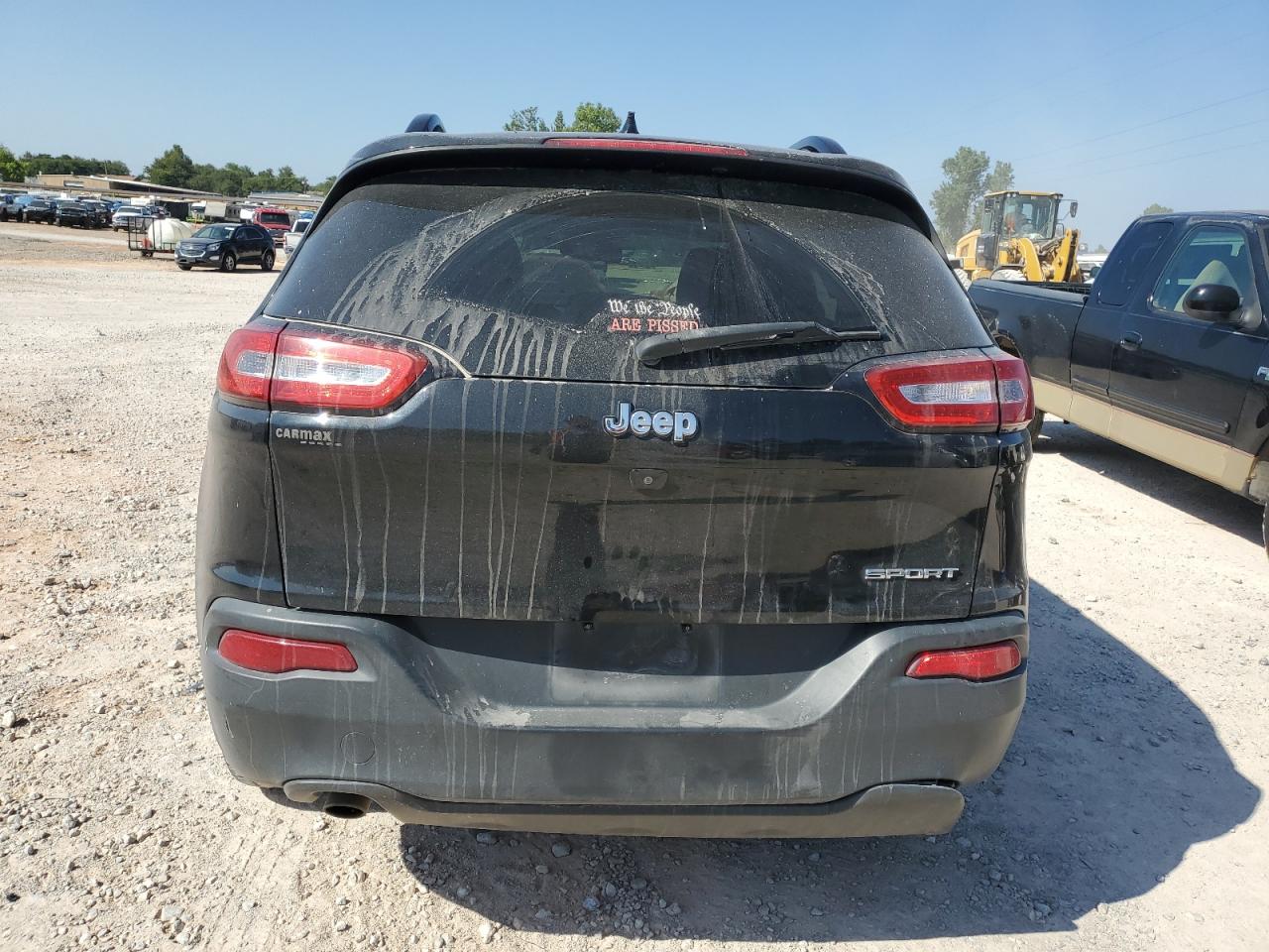 Photo 21 VIN: 1C4PJLAB3FW761043 - JEEP CHEROKEE S 