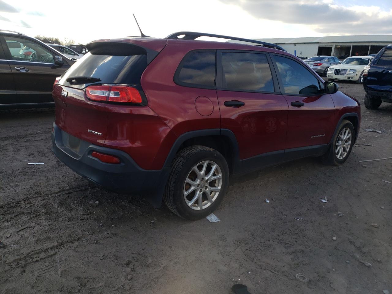 Photo 2 VIN: 1C4PJLAB3GW178215 - JEEP GRAND CHEROKEE 