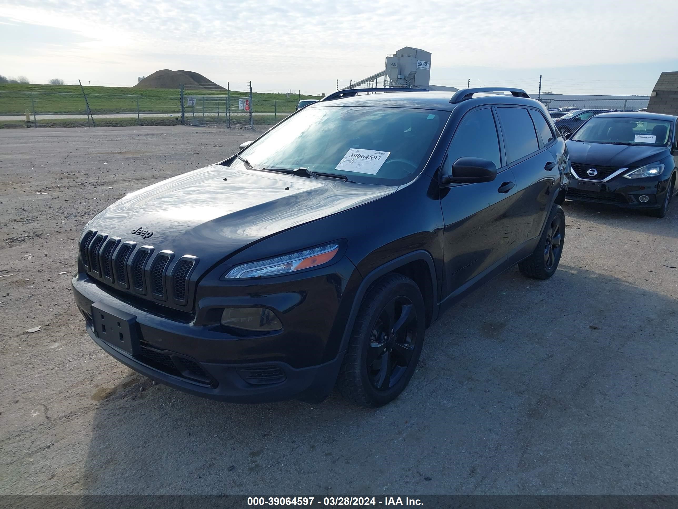 Photo 1 VIN: 1C4PJLAB3HW558897 - JEEP CHEROKEE 