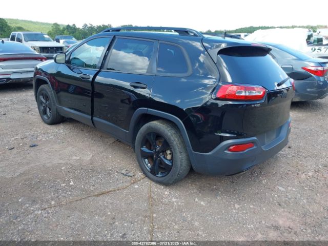 Photo 2 VIN: 1C4PJLAB3HW617818 - JEEP CHEROKEE 
