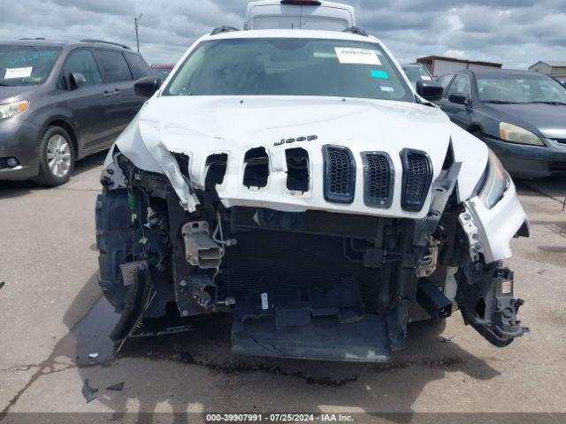 Photo 5 VIN: 1C4PJLAB4GW369318 - JEEP CHEROKEE 