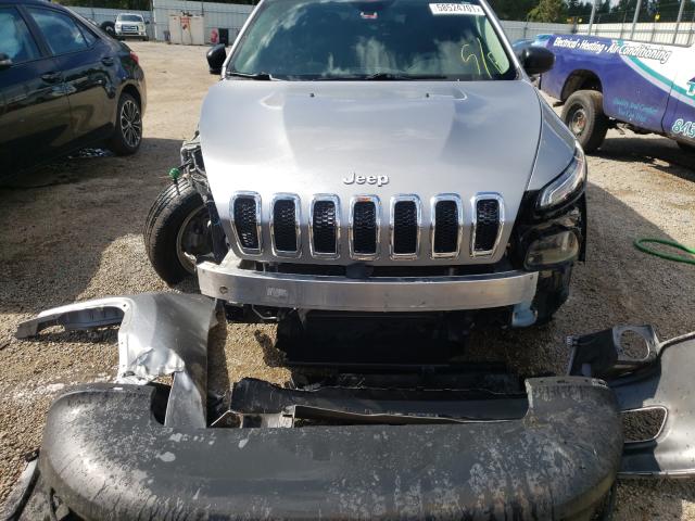 Photo 8 VIN: 1C4PJLAB4HW573327 - JEEP CHEROKEE S 