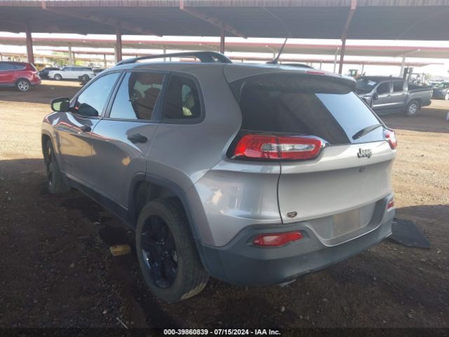 Photo 2 VIN: 1C4PJLAB5GW376889 - JEEP CHEROKEE 