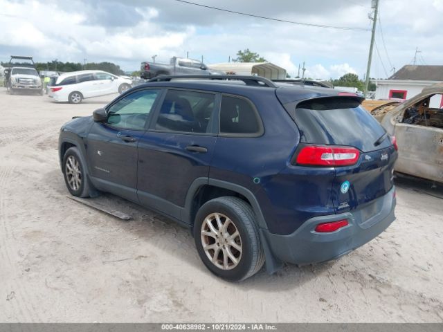 Photo 2 VIN: 1C4PJLAB6GW200952 - JEEP CHEROKEE 