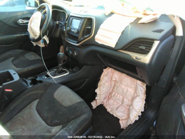 Photo 4 VIN: 1C4PJLAB7GW176614 - JEEP CHEROKEE 