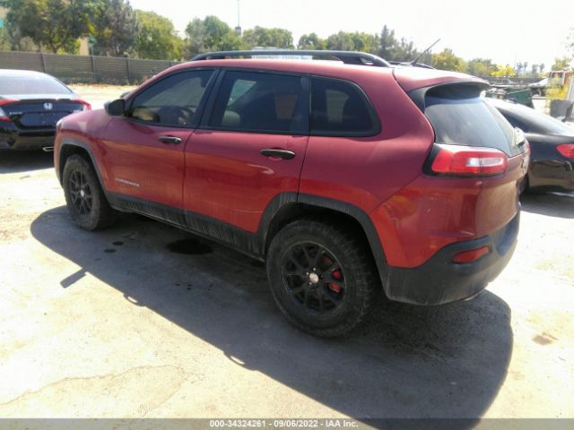 Photo 2 VIN: 1C4PJLAB7GW319979 - JEEP CHEROKEE 