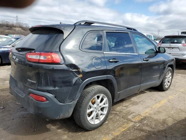 Photo 2 VIN: 1C4PJLAB8GW376207 - JEEP CHEROKEE S 