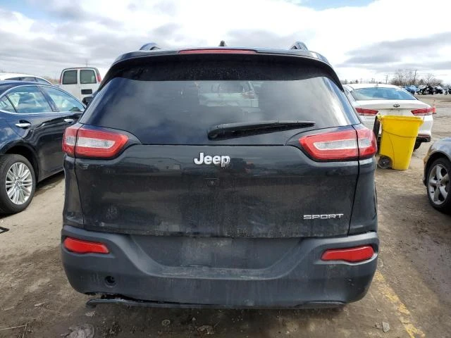 Photo 5 VIN: 1C4PJLAB8GW376207 - JEEP CHEROKEE S 