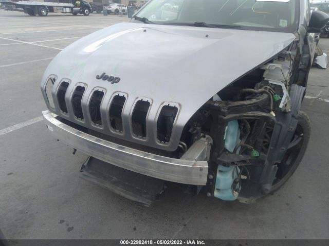 Photo 5 VIN: 1C4PJLAB8HW578496 - JEEP CHEROKEE 